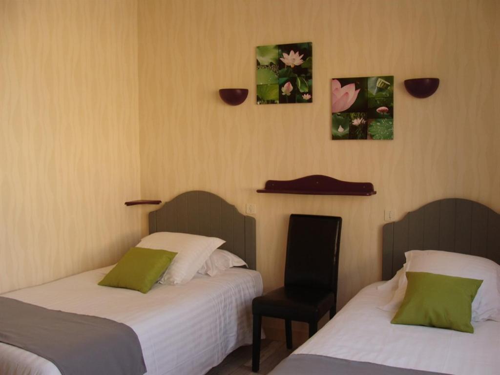 Hotel Le Flaubert Fougères Værelse billede